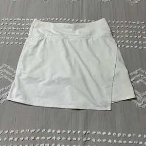 Athleta Volley Skort. Size Medium